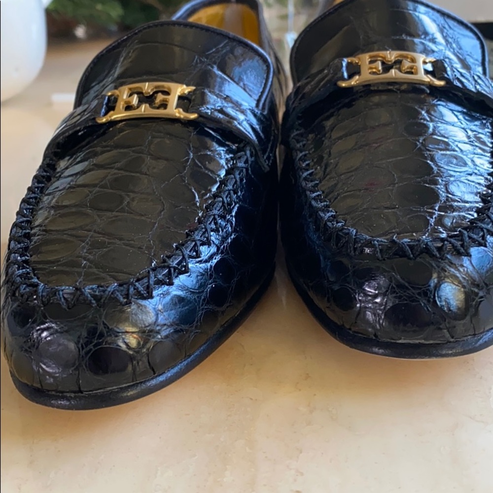 ESCADA black “cocodrillo” embossd leather loafers - Picture 6 of 13
